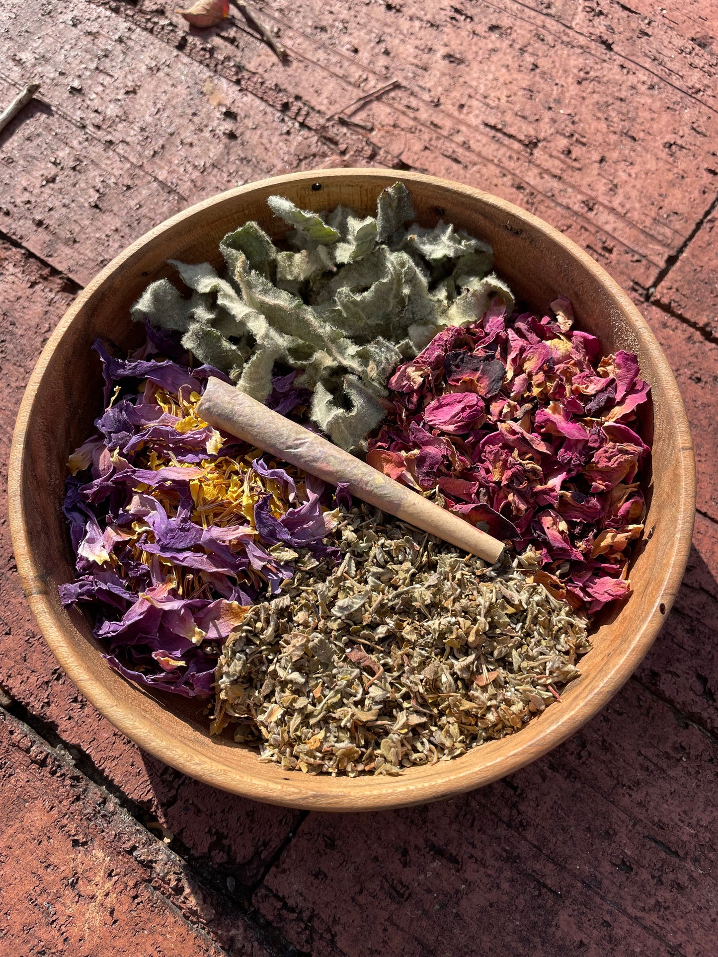 mood rolls (blue lotus/damiana/rose petals/mullein)